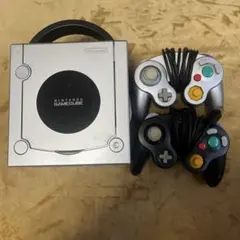 Nintendo GameCube 本体 シルバー コントローラー2個付き