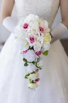 ウェディングブーケ&ブートニアセット ブーケスタンド付き キャスケードブーケ