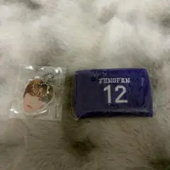 INI 許豊凡 フェンファン カプセルトイ リストバンド 顔アクリルキーホルダー