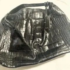【破格】フルラ　ハンドバッグ　クロコダイル型押し　レザー　チャーム　A4可