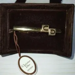 Item thumbnail for item 69a03128-754d-470c-9f28-a1ee5eeb44ef