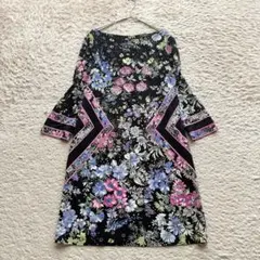 極美品✨レオナール 膝丈ワンピース カンカン素材 花柄 トリム フレア