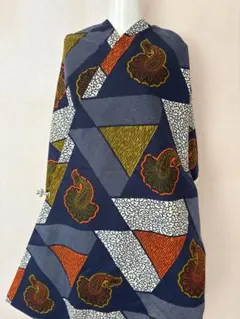 貴重！アイヌ刺繍エプロン/マンタリ（前掛け）【ヴィンテージ】 約104×67cm 貴重！アイヌ刺繍エプロン/マンタリ（前掛け）【ヴィンテージ】 約104
