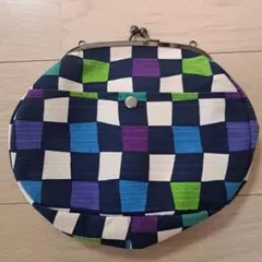 チェック柄がま口ポーチ　大きめ
