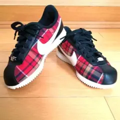 Nike ナイキ スニーカー 赤チェック 23cmのサムネイル