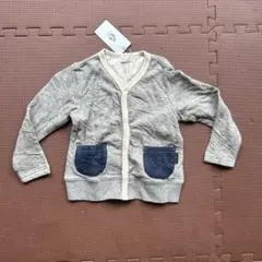 新品タグ付きコンビミニcombi mini薄手ニットカーディガン100グレー