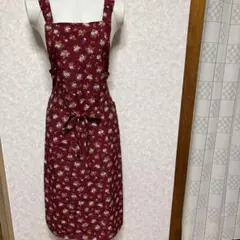 ジャンパースカート風花柄ロングエプロンエンジ色のサムネイル