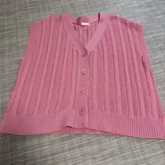 GU ピンク ケーブルニット ノースリーブベスト L