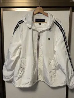 美品TOMMY HILFIGERナイロンパーカージャケットのサムネイル