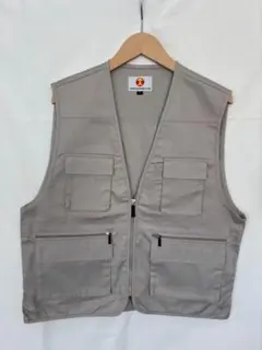 Item thumbnail for item e080d26d-e212-4f20-b5bb-4ee8aec01a35