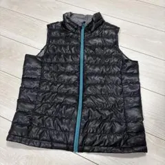 黒いキルティングダウンベスト　サイズ150 XS相当