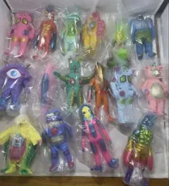 ドンキホーテ限定 カイジュウカラーズ 8種類 ウルトラ怪獣シリーズ