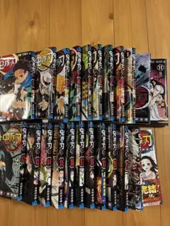 中古】鬼滅の刃全23巻＋来場者特典5点付き - メルカリ