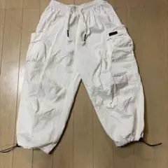 ホワイト カーゴパンツ ドローストリング付き