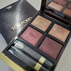 トムフォード アイカラークォード 04 ハネムーン