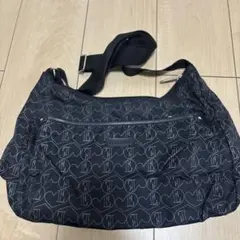 Item thumbnail for item 8ee4d331-2b75-48e9-a4ce-4a92f4d6e5a3