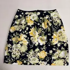 花柄スカート