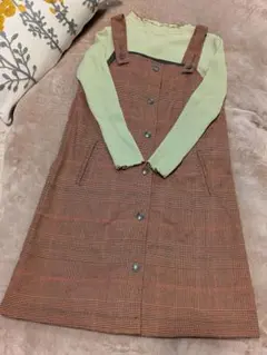 ジャンバースカート&ハイネック2枚セット　140センチ　BREEZE