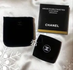 正規ノベルティ　シャネル コンパクトダブルミラー CCロゴが刻印仕様となります