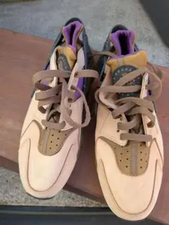 r*e様 Nike エアハラチ　スニーカー US 9.5 ベージュ/パープル　2