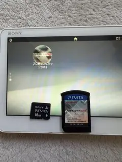 PS Vita本体 16GB メモリーカード付き　プロ野球スピリッツ2019