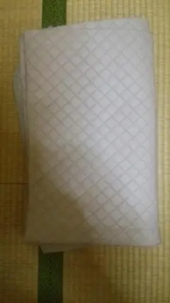 絶縁シート（色：クリーム）