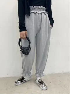 フリルスウェットパンツ