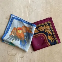 ポケットチーフ　紺と赤色、ブルーの鳥柄の2枚セット