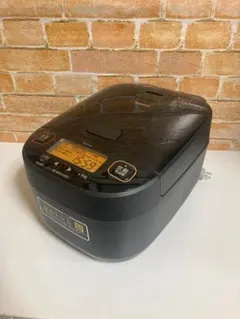 象印 ZOJIRUSHI NP-WU10 炊飯器 南部鉄器 極め羽釜 黒 - メルカリ