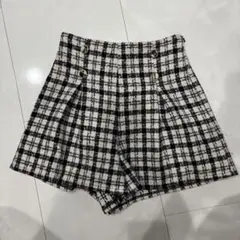 evelyn くるみボタンチェック柄ショートパンツ