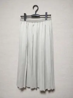 UNIQLO　プリーツロングスカート　L
