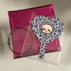 ちいかわ トレーディングミニミラーキーホルダー　ラッコ ヒョウ柄