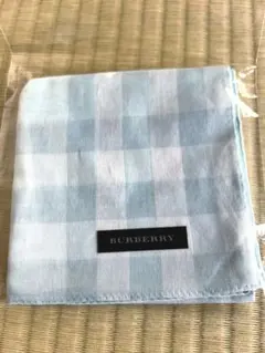 【新品未使用】BURBERRY バーバリー　アイスブルー　ハンカチ