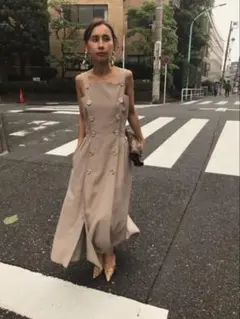 AMERI BUTTON MOTIF APRON DRESS