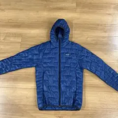 patagonia マイクロパフ　フーディ