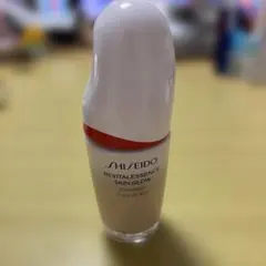 SHISEIDO REVITALESSENCE SKIN GLOW 220