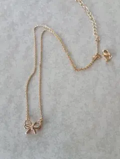 ゴールドリボンネックレス