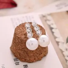 3連ダイヤパールピアス