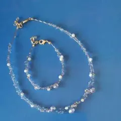 ネックレスとブレスレット　ビーズアクセサリー　ハンドメイド