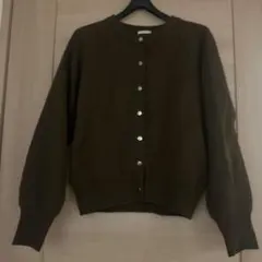 ブラウン ボタン付きカーディガン　Sサイズ　GU