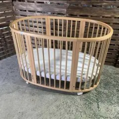 STOKKE スリーピーベッド スリーピー ベビーベッドV2のサムネイル