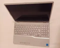 CDドライブ搭載　2024年8月購入　LIFEBOOK AH　15.6インチ