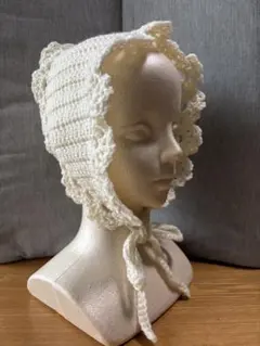 ハンドメイド　フリルのイヤーマフ バブーシュカ　かぎ針編み　ホワイト③