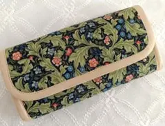 ☆ウィリアムモリス「モダ」ハンドメイド　収納た〜っぷり長財布　Wファスナー☆