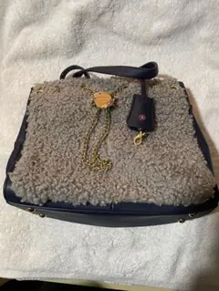 Samantha Vega（サマンサベガ）のファーアイリアチェーン