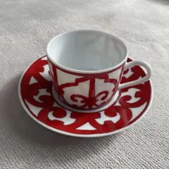 新品未使用　エルメスのティーカップ＆ソーサー〈ガダルキヴィール〉