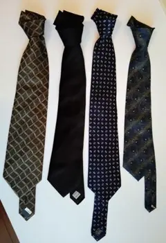 ★美品★ネクタイ 4本セット ダークブルー ブラック グレーなど
