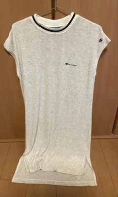 Champion チャンピオン ワンピース Mのサムネイル