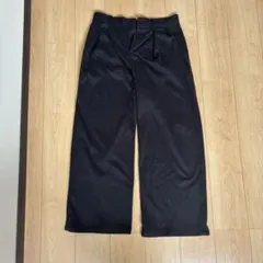 yolo スラックスのサムネイル