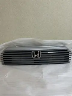 ホンダVEZEL HuNT Package 4WD純正フロントグリルのサムネイル